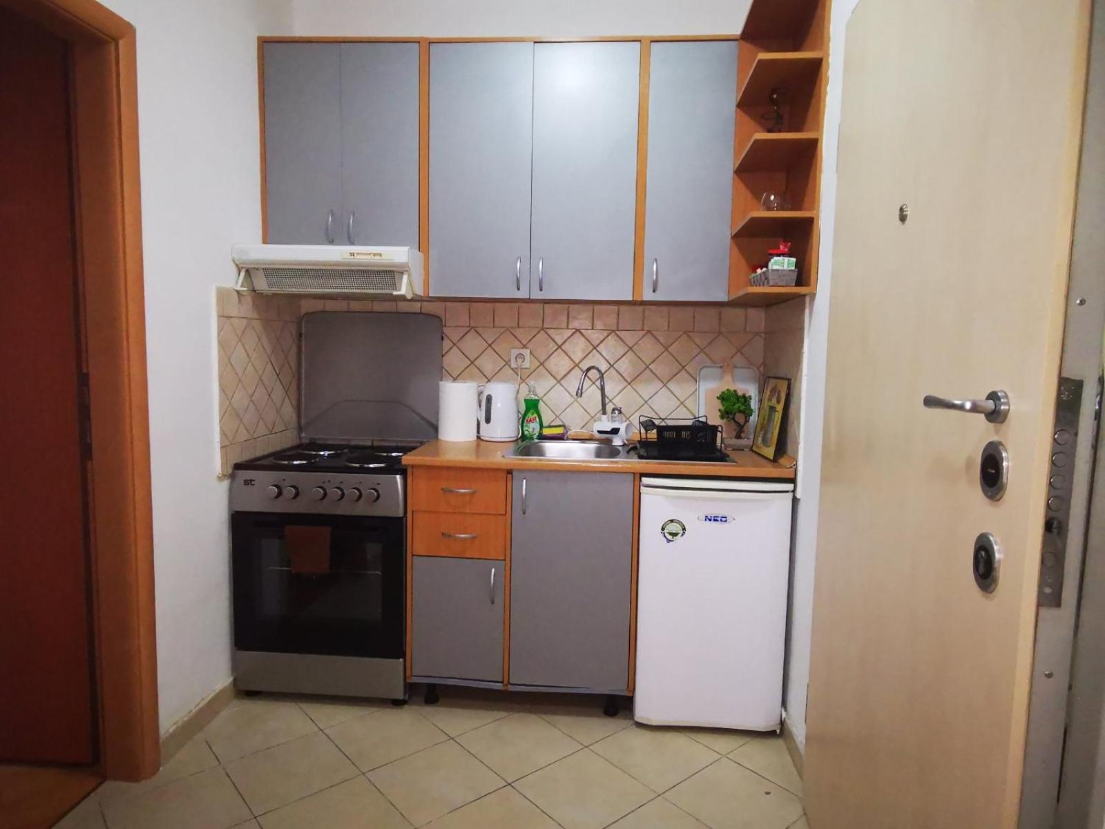 Lovely Square Apartment Purple Velvet Скопье Экстерьер фото