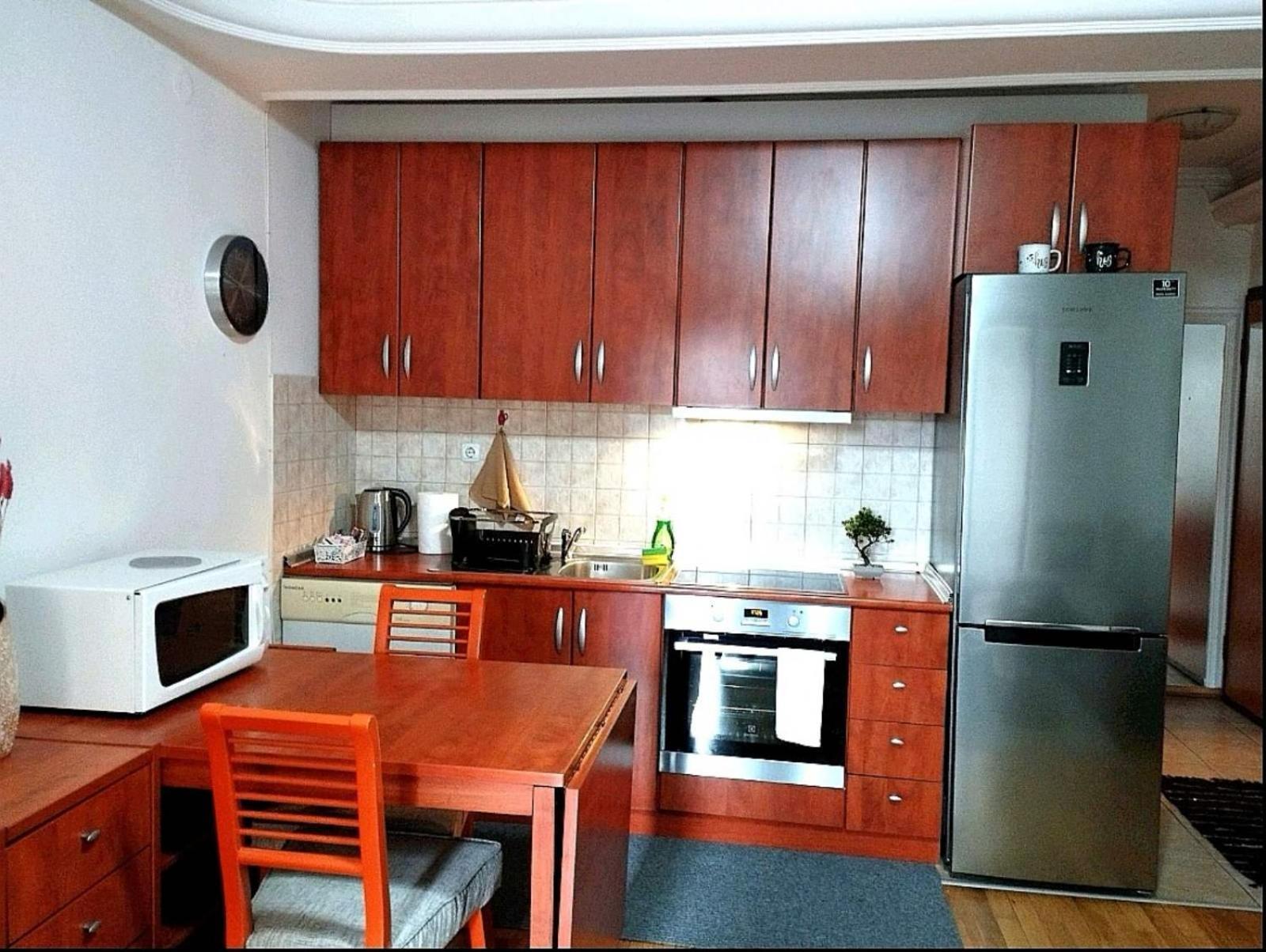 Lovely Square Apartment Purple Velvet Скопье Экстерьер фото